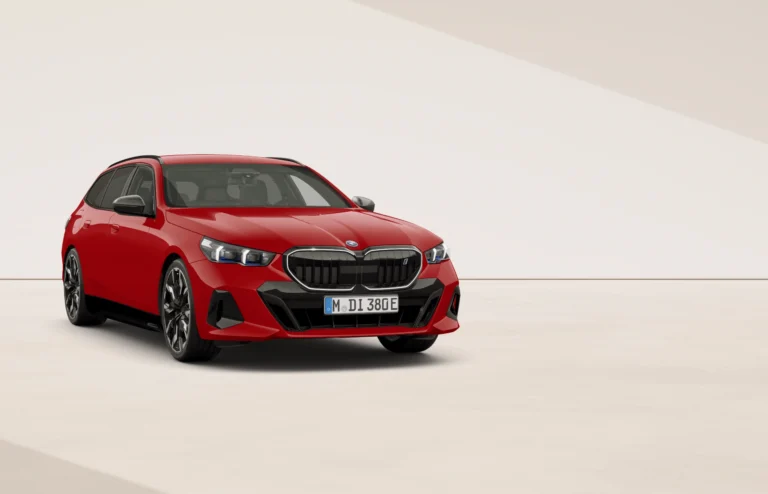 BMW i5 Touring M Sport Edition Zakelijk Leasen (1)