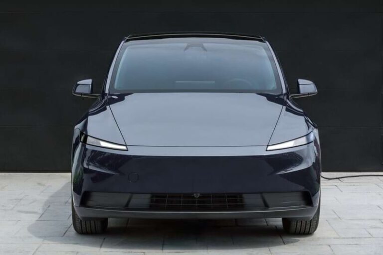 Tesla Model Y RWD leasen - vooraanzicht