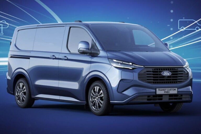 Elektrische Ford Transit leasen - schuin vooraanzicht van de plug-in hybride Transit Custom in een digitale weergave