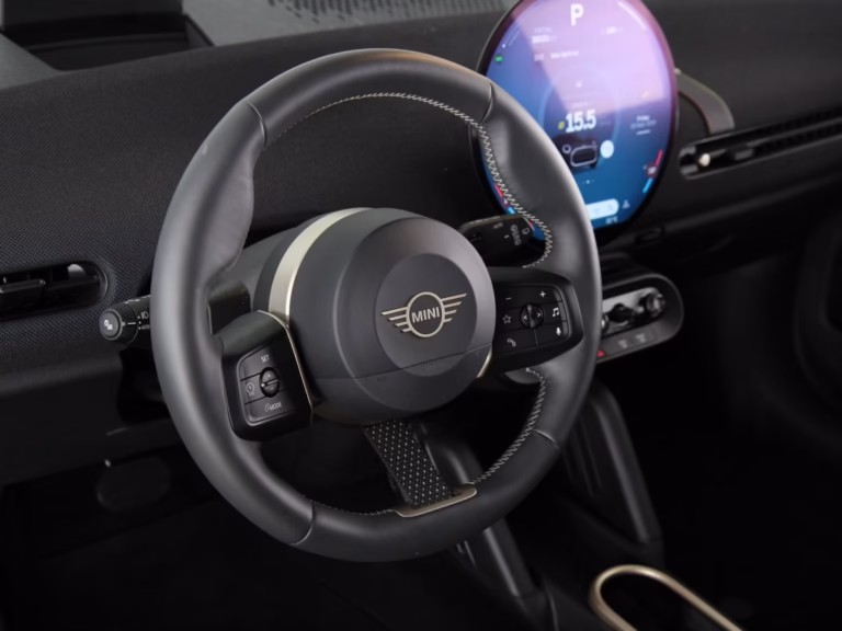 Full operational lease Mini Cooper E (2)
