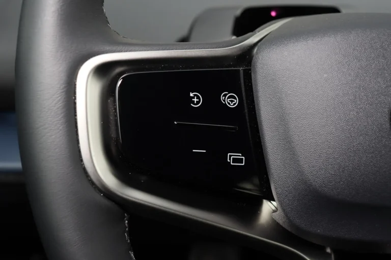 Volvo EX30 2025 17% bijtelling - Bedieningselement (1)_9_11zon