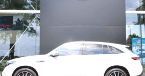 Zakelijke Lease Mercedes-Benz EQC (7)