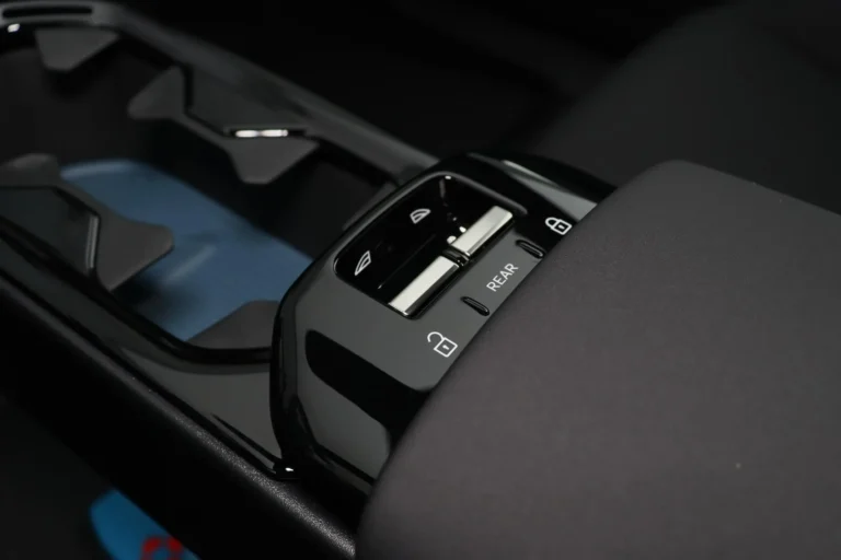 Zakelijke Lease Volvo EX30 2025 - Interieur (2)_8_11zon