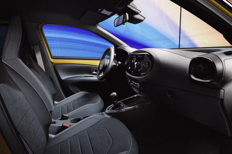 Toyota Aygo X Zakelijke Lease (2)