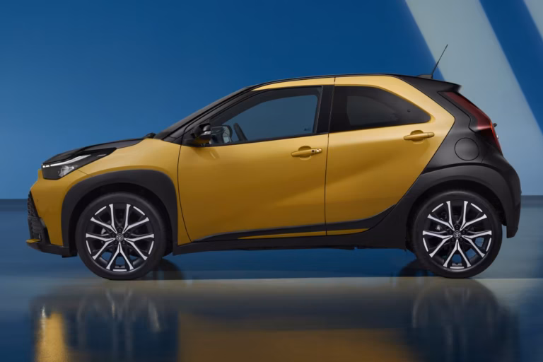 Zakelijk Leasen Toyota Aygo X (1)