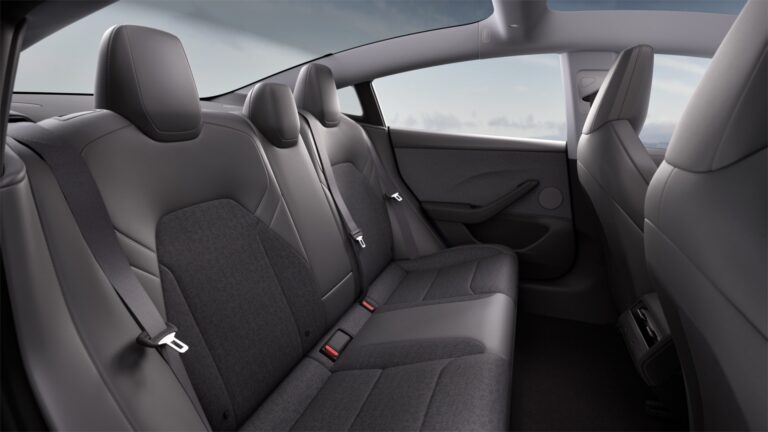 Tesla Model 3 Standard zakelijke lease - achterbank interieur