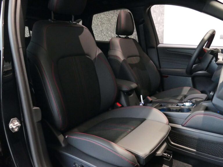 Ford Kuga ST-Line X 2.5 PHEV VoorraadLease (2)