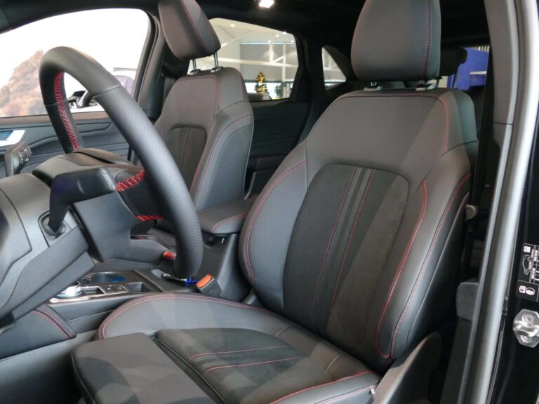 Ford Kuga ST-Line X Leasen uit voorraad (1)