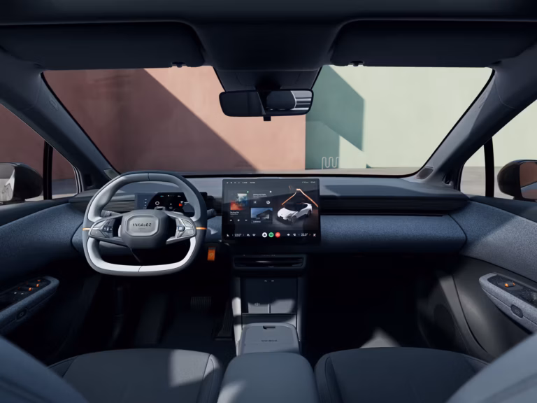 Full operational lease Lynk & Co 02 (1)