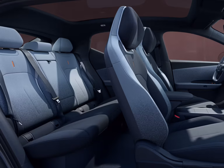 Full operational lease Lynk & Co 02 (2)