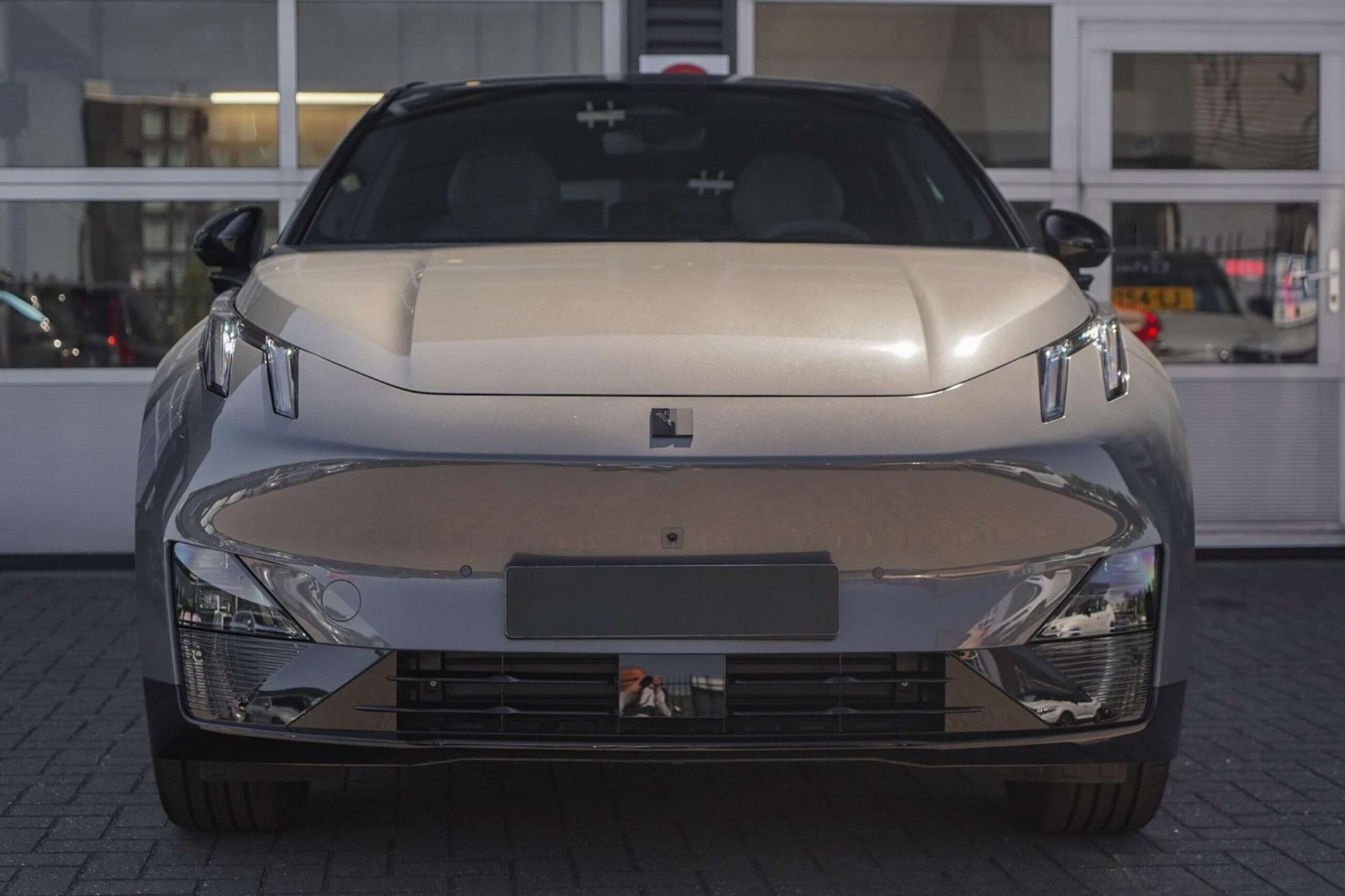 Lynk & Co 02 &mdash; Full operational lease uit voorraad