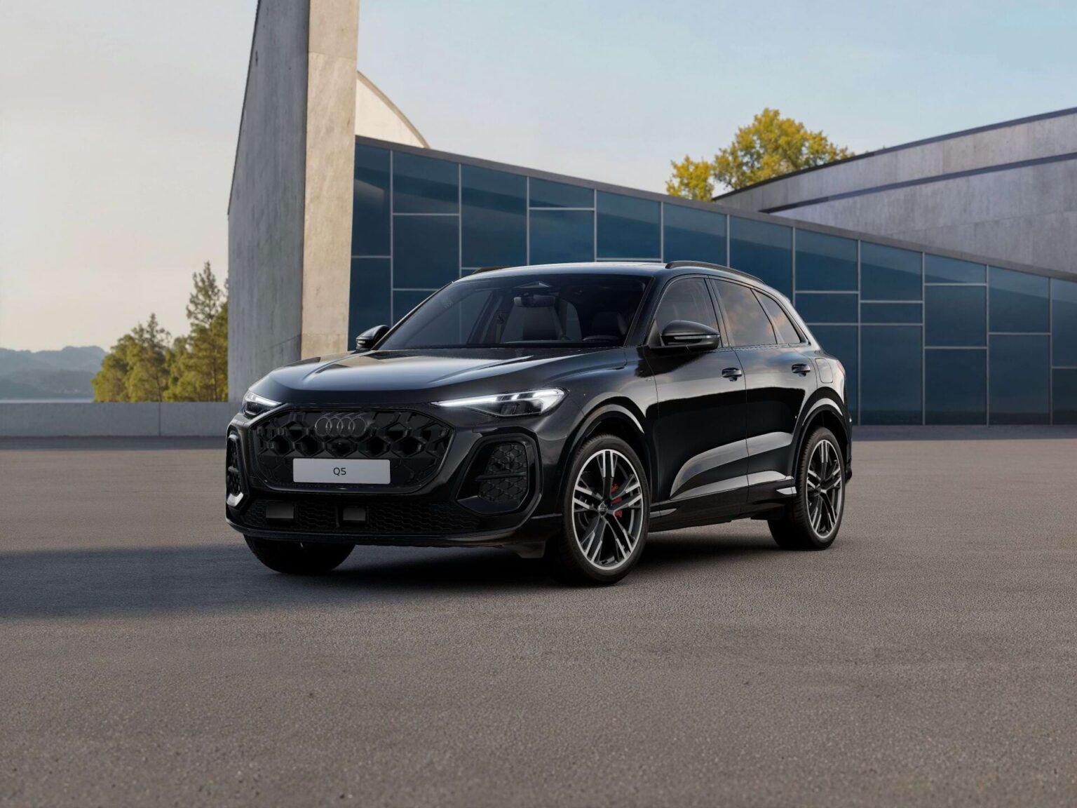 Audi Q5 voorraadlease, schuin vooraanzicht