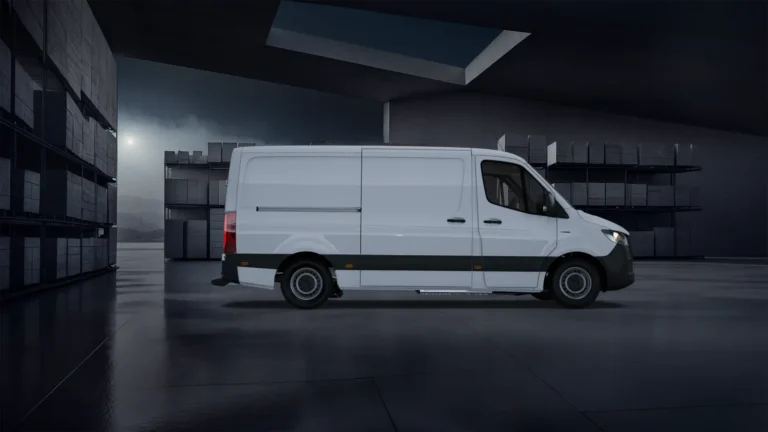 Mercedes-Benz eSprinter zakelijk leasen - schuin achteraanzicht