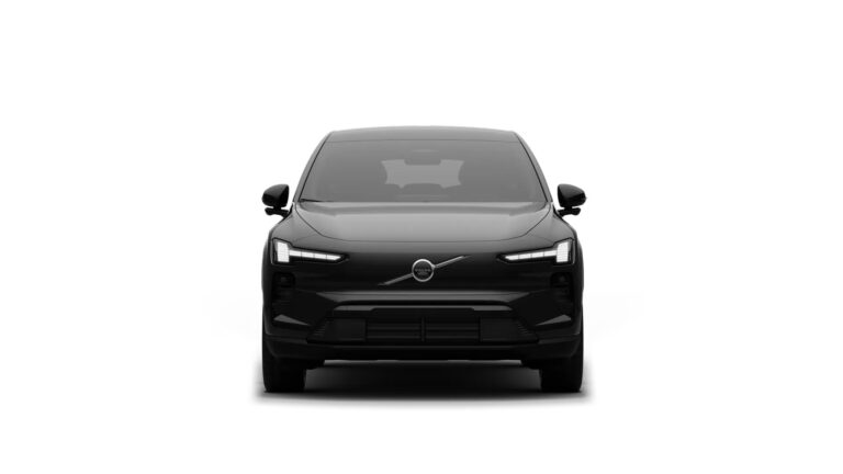 Elektrische Volvo SUV zakelijk rijden - vooraanzicht van de zwarte EX60 op witte studio-achtergrond