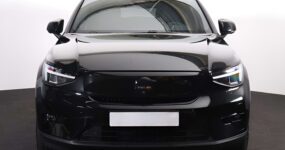 Full operational lease Volvo EC40 Ultra Black Edition (4)