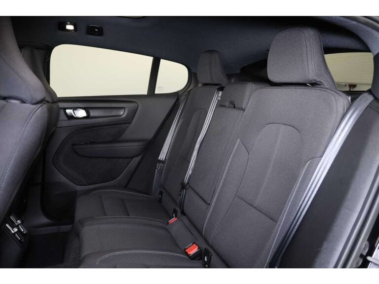 Volvo EC40 Ultra Black Edition Leasen (3)