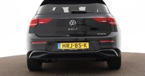 Volkswagen Golf interieur met verwarmde comfortstoelen