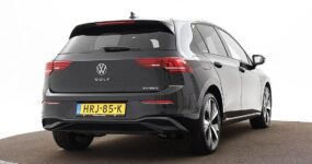 Volkswagen Golf occasion lease direct leverbaar Metallic lak