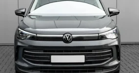Voorzijde Volkswagen Tiguan Occasion Lease (2025)
