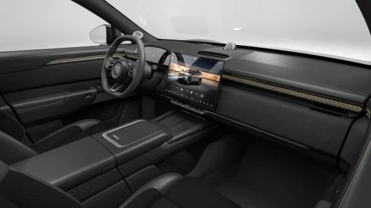 Interieur van de Zeekr 7x met elektrisch verstelbare voorstoelen