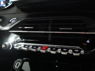 Peugeot 208 GT Hybrid Zakelijk Leasen: Direct uit Voorraad Leverbaar