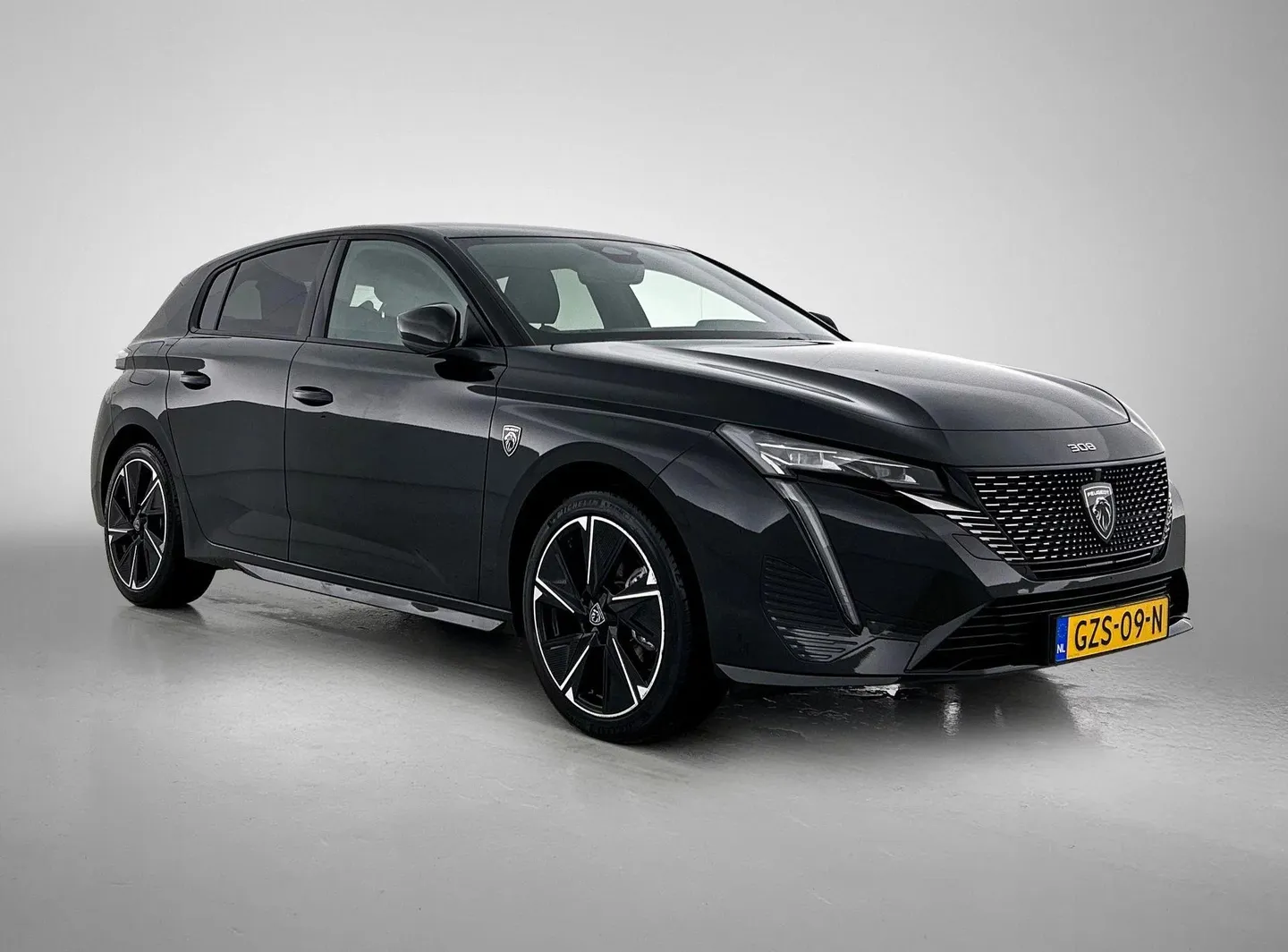 Peugeot e-308 GT Avantage zakelijk leasen voorzijde