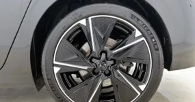 Peugeot e-308 GT direct leverbaar operational lease