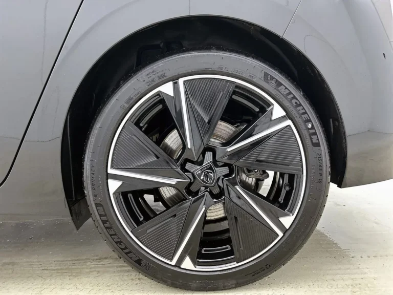 Peugeot e-308 GT direct leverbaar operational lease