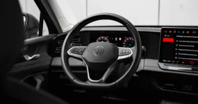 Volkswagen Tiguan occasion lease direct leverbaar metallic lak