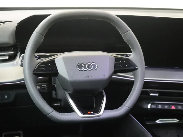 Audi Q3 met Tech Pro pakket en Audi virtual cockpit plus