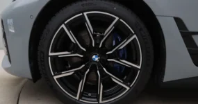 Bmw I4 Edrive35 zakelijk leasen 19 inch velgen