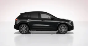 Mercedes-Benz EQA 250+ met 19 inch tienspaaks AMG lichtmetalen velgen
