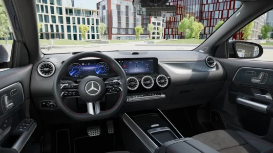 Mercedes-Benz EQA met Advanced-pakket en MBUX widescreen display