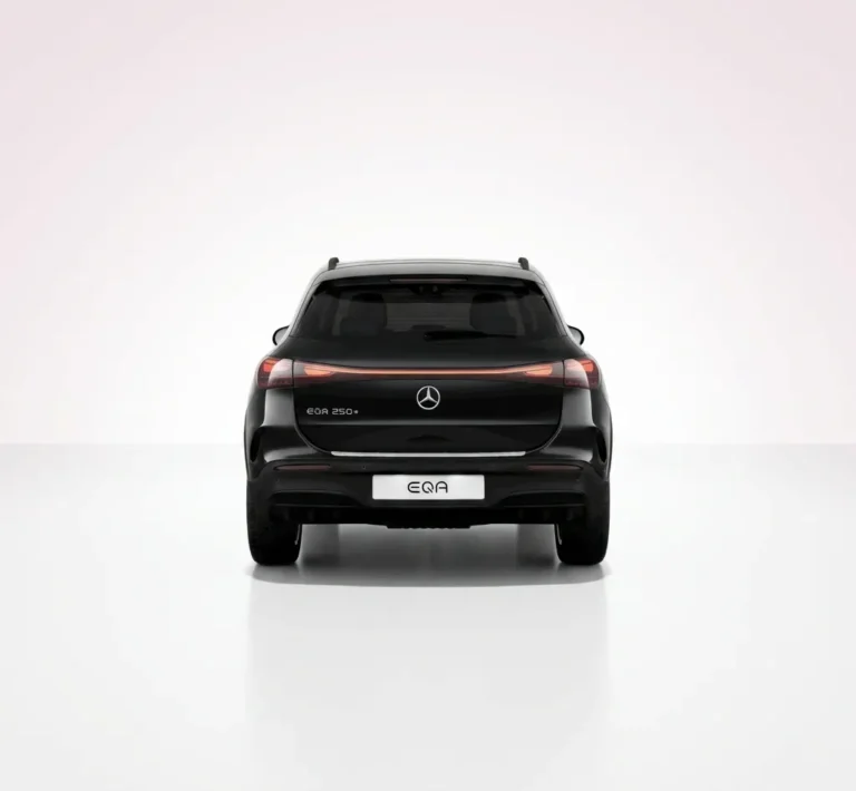 Snel instappen in Mercedes-Benz EQA full operational lease voorraad