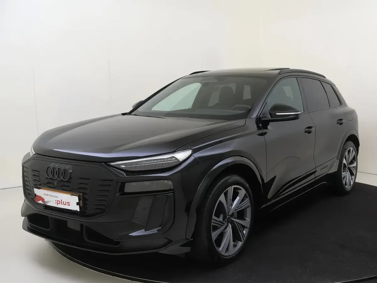 Audi Q6 e-tron S edition full operational lease zakelijk