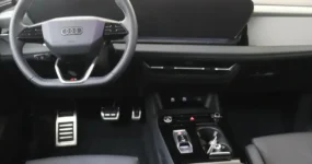 Audi Q6 e-tron S edition performance interieur leder