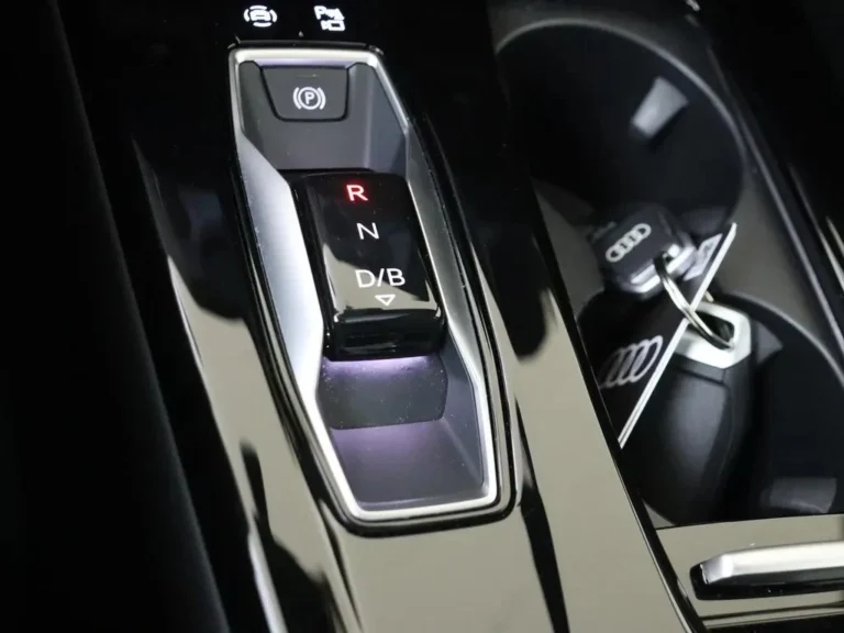 Audi Q6 e-tron S edition performance zakelijk leasen bij LeaseRoute