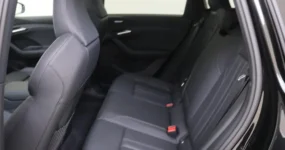 Audi Q6 e-tron zakelijk leasen met S-line sportstoelen