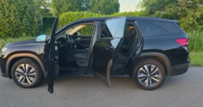 Black Magic Metallic SKODA KODIAQ exterieur