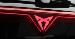 CUPRA Terramar 1.5 TSI e-Hybrid Business zakelijk leasen achterzijde