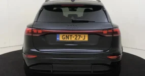 Goedkoop zakelijk leasen Audi Q6 e-tron S edition