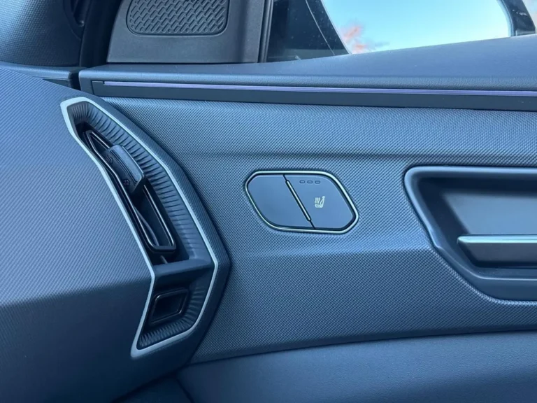 Kia EV5 met negentien inch lichtmetalen velgen
