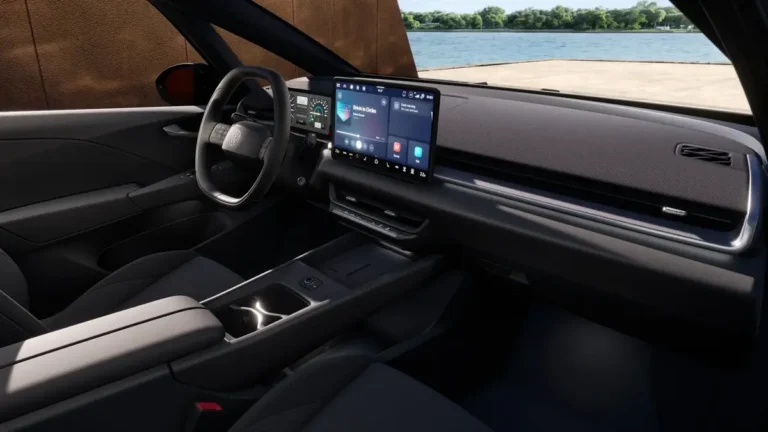 Volkswagen ID.3 Neo 58kWh Life lease - stuurwiel en infotainmentscherm