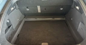 Polestar Polestar 4 met Zinc-accenten interieur