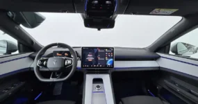 Polestar Polestar 4 voorraadlease snel rijden dashboard