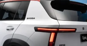 Škoda Epiq elektrische crossover voorraadlease snel rijden