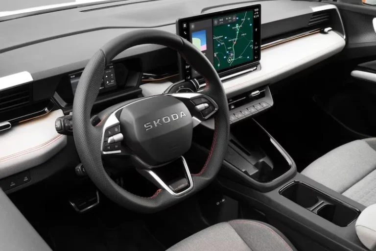 Skoda Epiq middenconsole en draadloos opladen