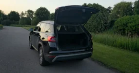 SKODA KODIAQ 1.5 TSI PHEV DSG BUSINESS EDITION zakelijk leasen voorzijde