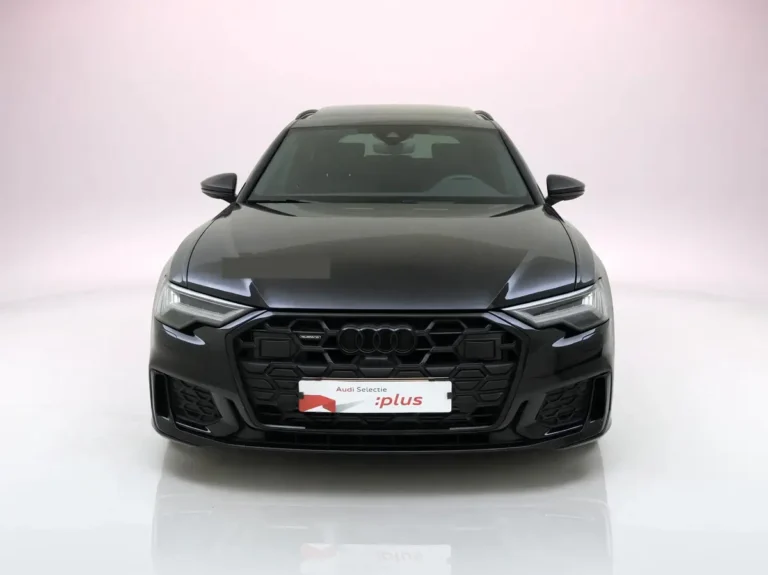 Audi A6 Avant uit voorraad leasen - vooraanzicht met de markante S line Competition grille