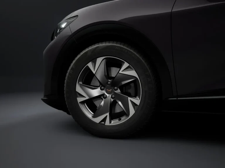 Cupra Tavascan leasen - schuin vooraanzicht 19-inch lichtmetalen velgen